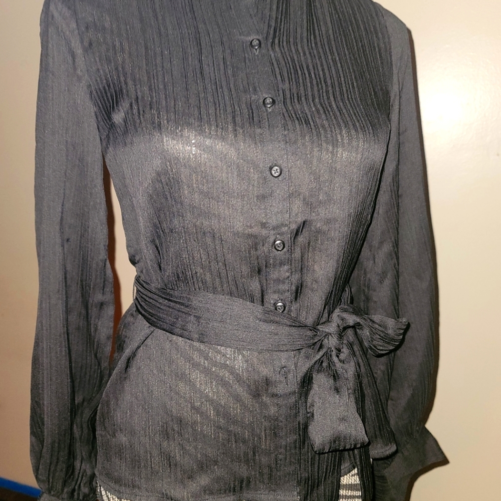 BRAND NEW, Express, XXS, long sleeve black button down blouse with hip tie